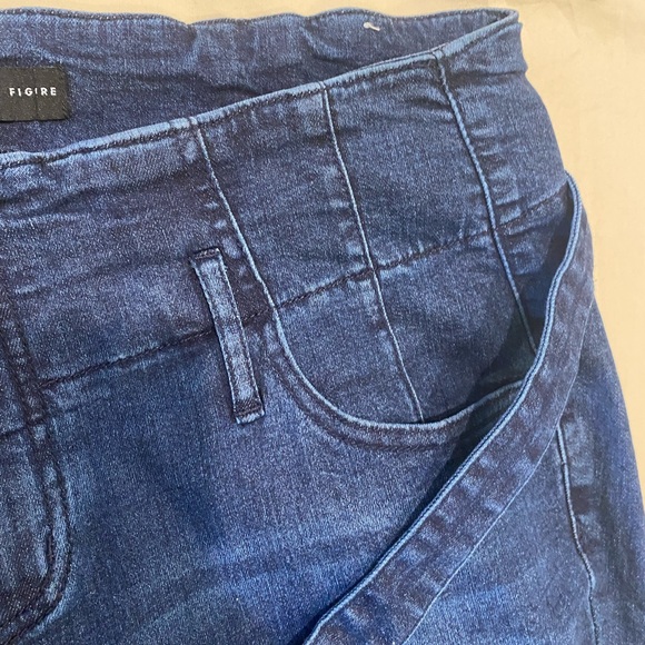 NWOT Fashion to Figure high waist jean, with self tie. Size 16W - Picture 3 of 12